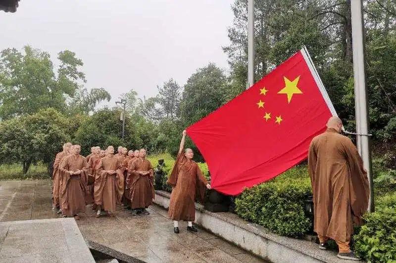 韩国梨泰院踩踏事件一年多后,首尔警察厅长被控过失杀人罪
