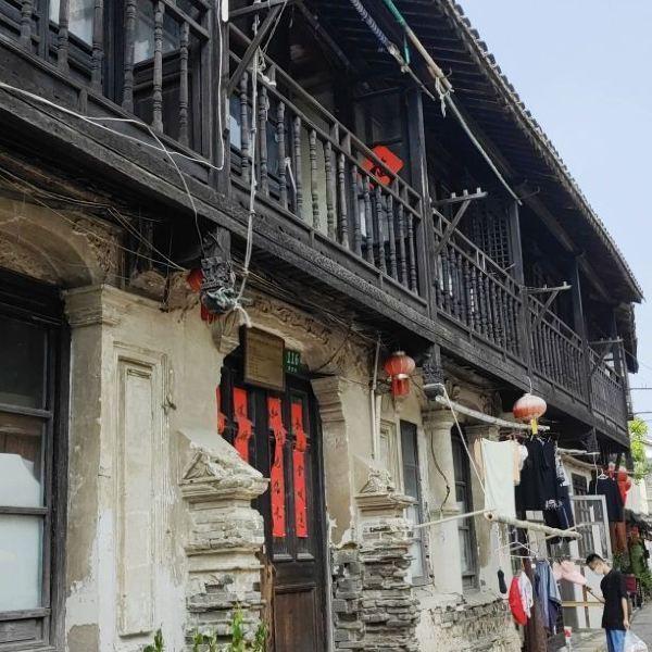 1957年江西一模范农民,因骑自行车熟练被抓,牵出8年前大案
